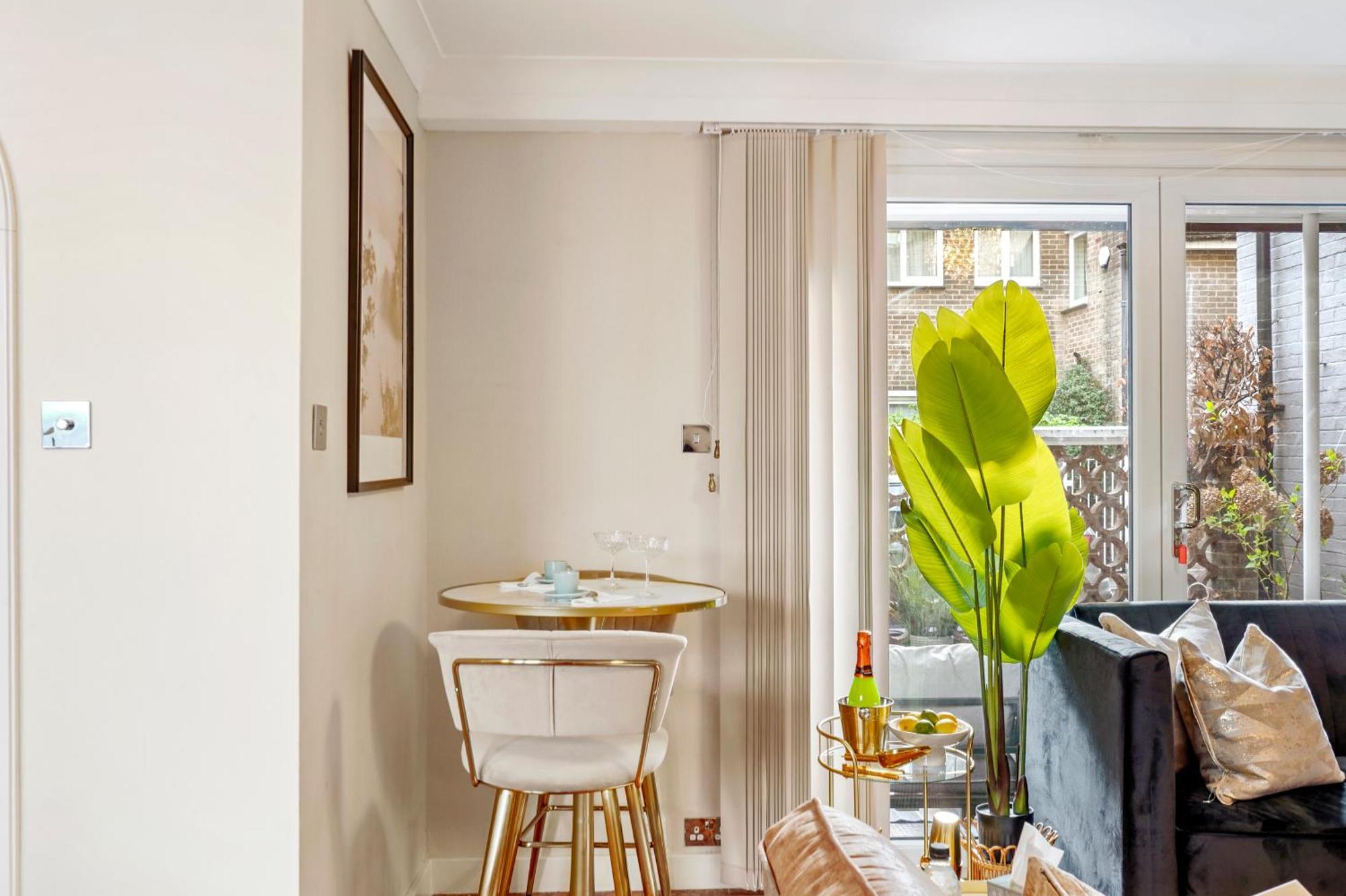 Mews House London With Private Patio & Parking Villa Exterior foto